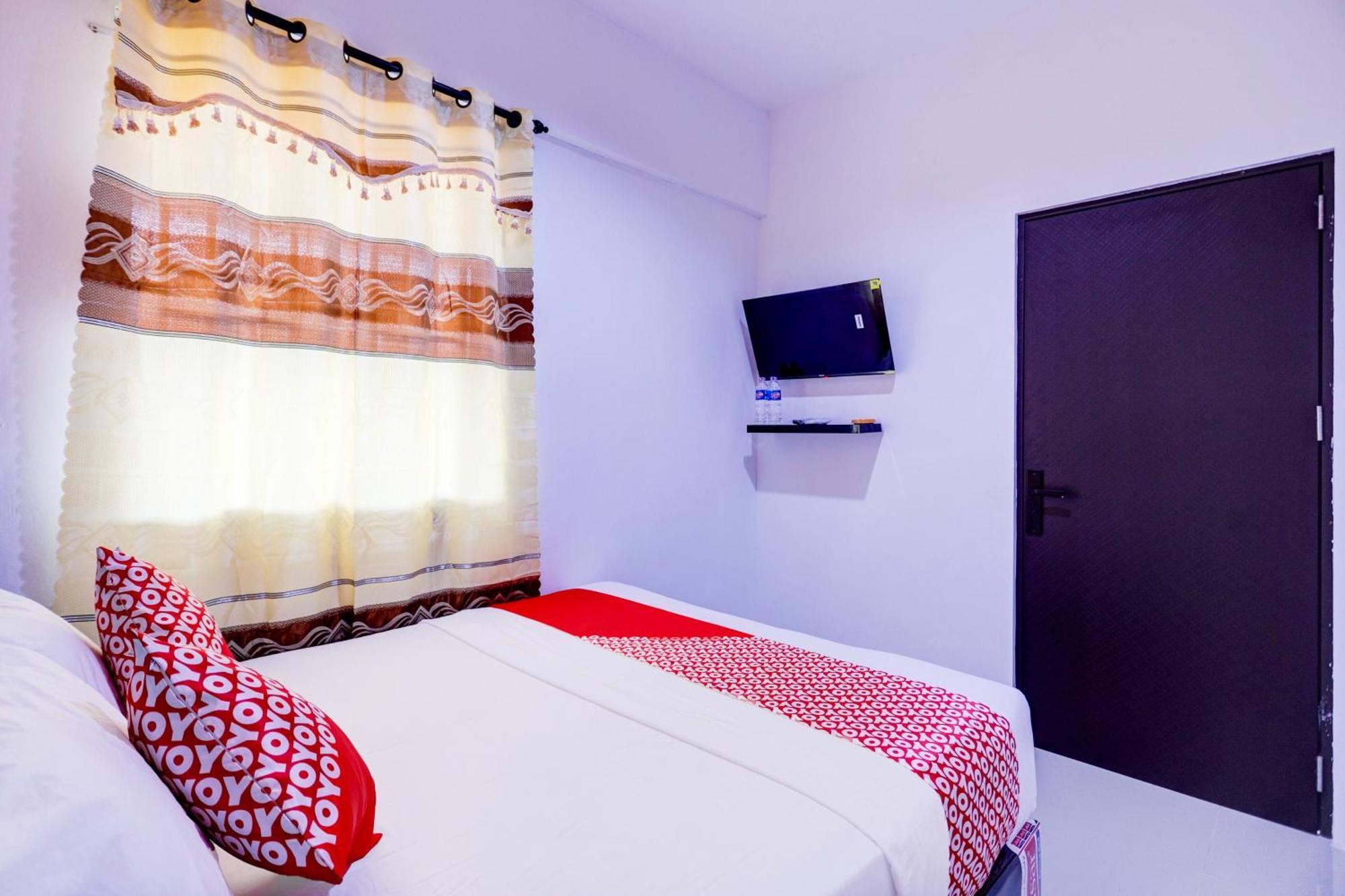 Super Oyo Capital O 93076 Batam Backpacker Guesthouse 2 Pembunuh Экстерьер фото