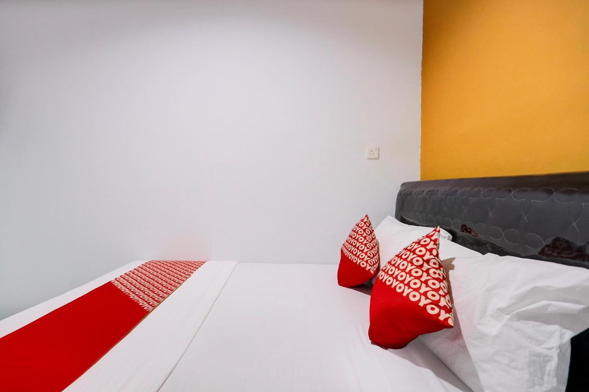 Super Oyo Capital O 93076 Batam Backpacker Guesthouse 2 Pembunuh Экстерьер фото